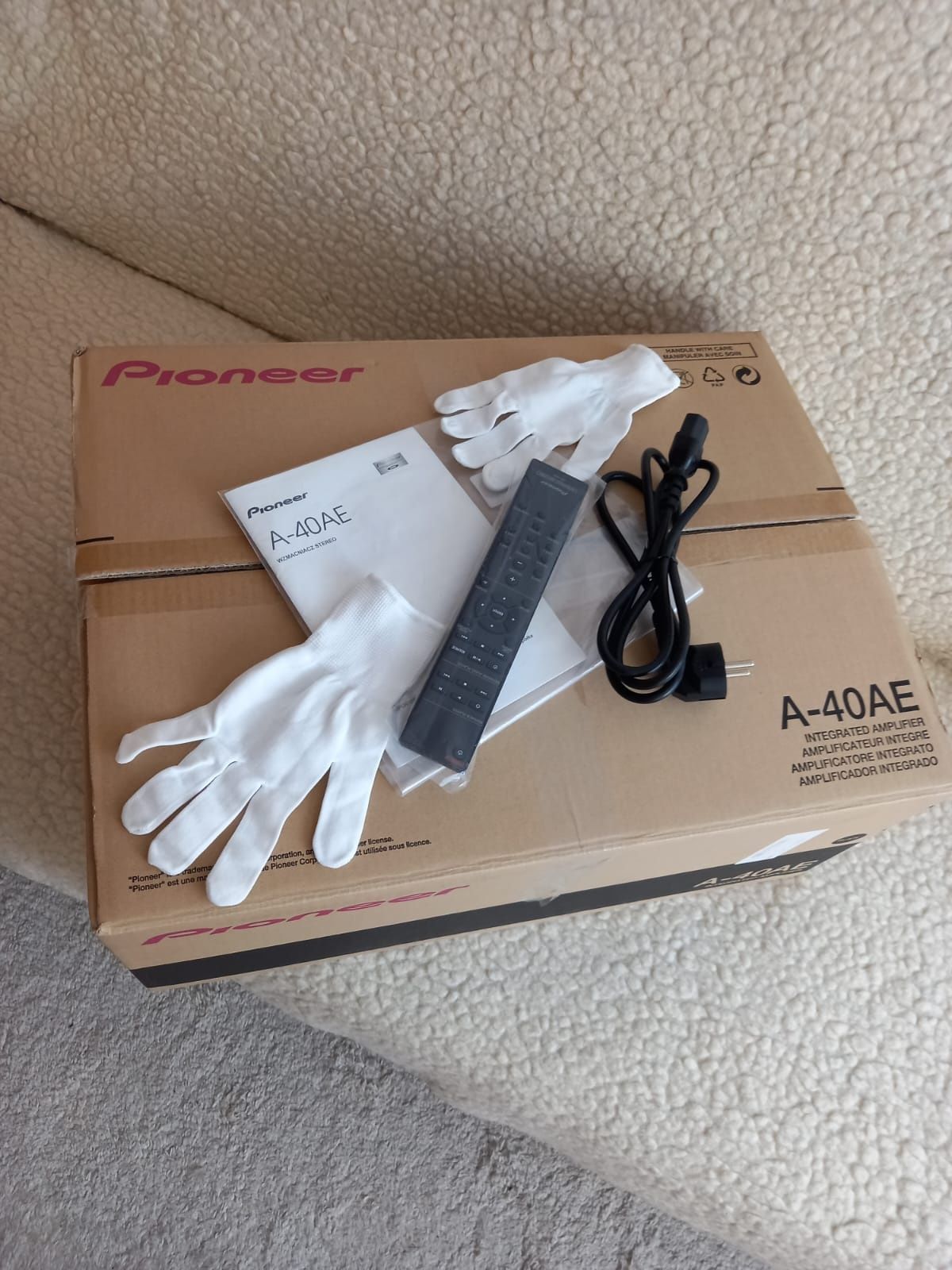 Wzmacniacz PIONEER A-40 AE. Stan IDEALNY.