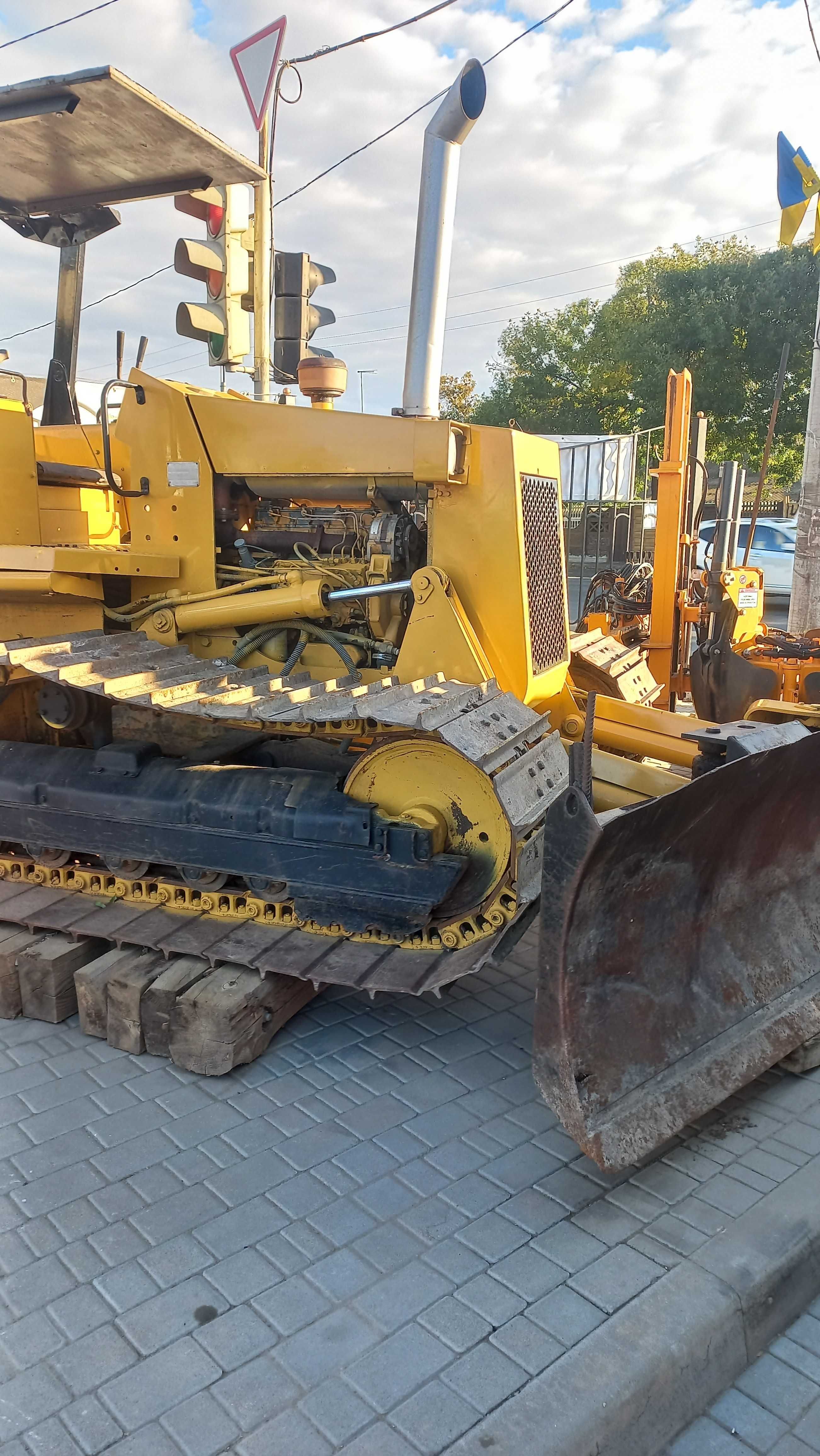 Бульдозер Caterpillar D4C