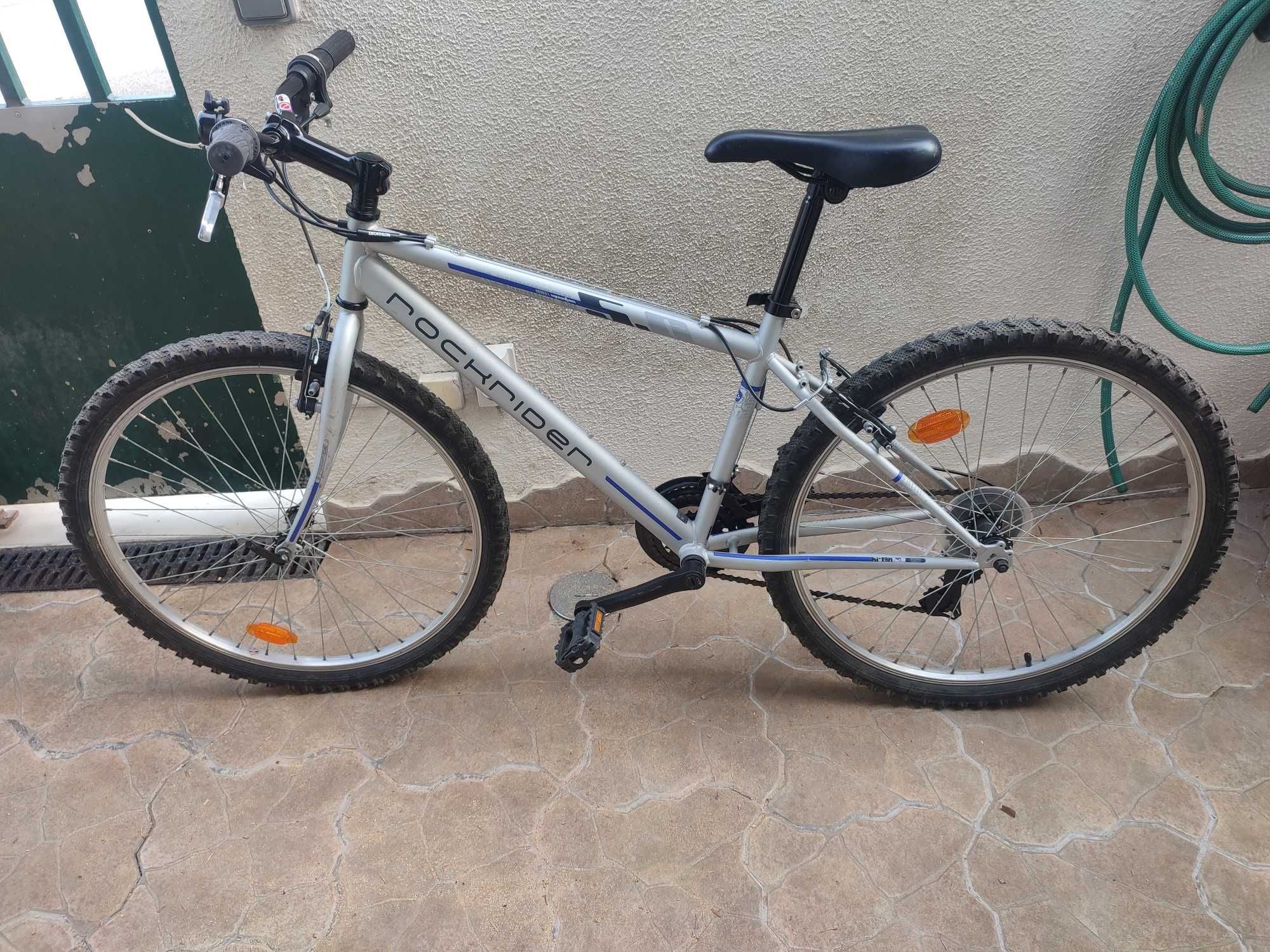 Bicicleta S quase nova