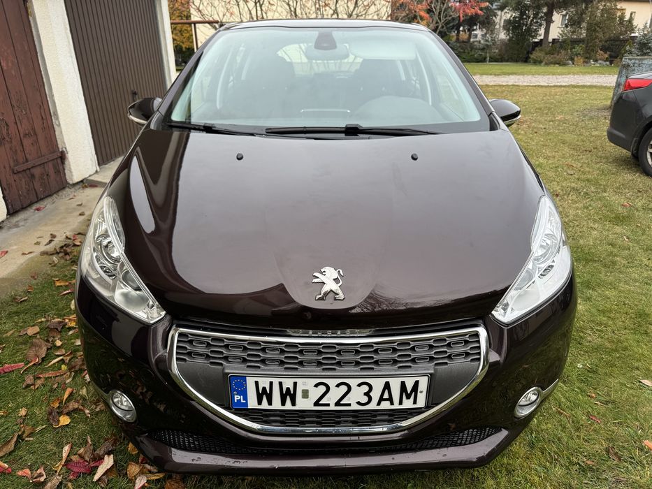 Peugeot 208 1,6 benzyna