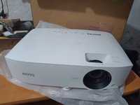 Projektor BenQ MW533