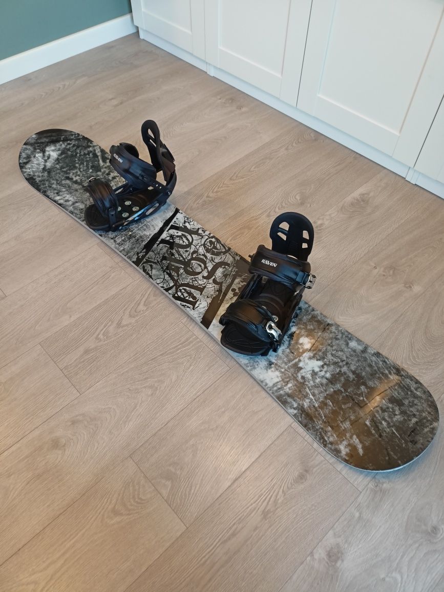 Deska snowboardowa Raven Grunge 156 + wiązania S250