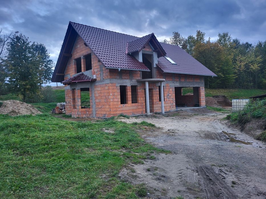 Budowa domów, stropy, prace murarskie