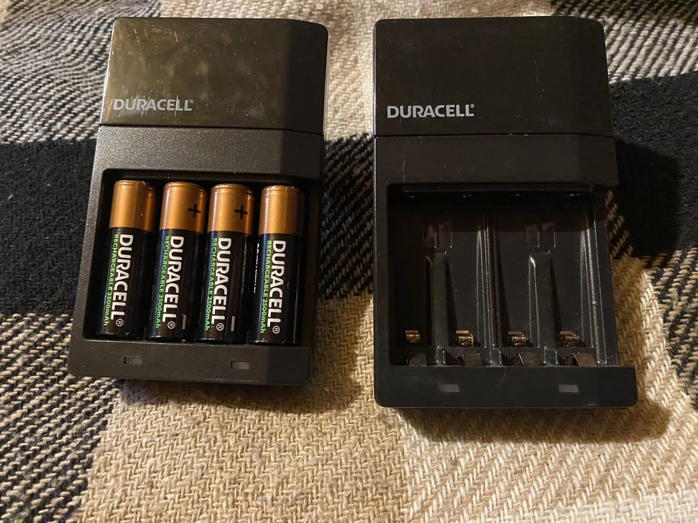 Зарядное устройство Duracell CEF14 Duracell AAA Duracell AA