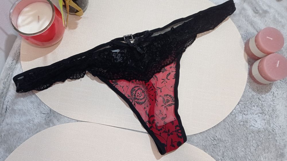 XXL piękne majtki stringi koronka
