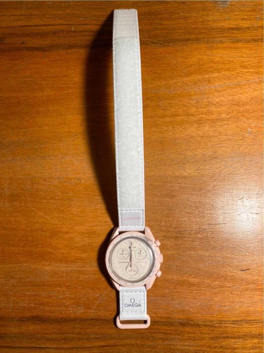 Misja Wenus: Omega x Swatch SO33P100 w Kolekcji Moonswatch