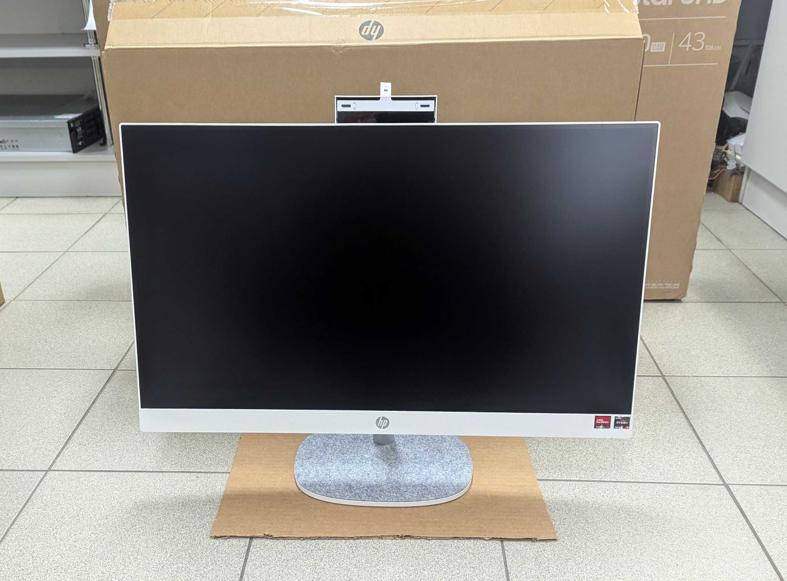 Моноблок HP AiO/ 27'' FHD IPS/ AMD Ryzen7 7730U/ RAM 8 Gb/ SSD 512 Gb