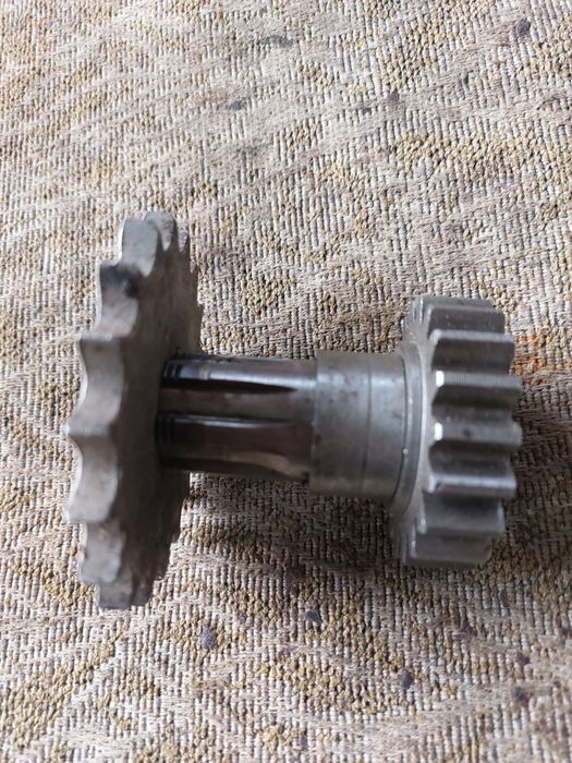 Шестерні кпп ява 634