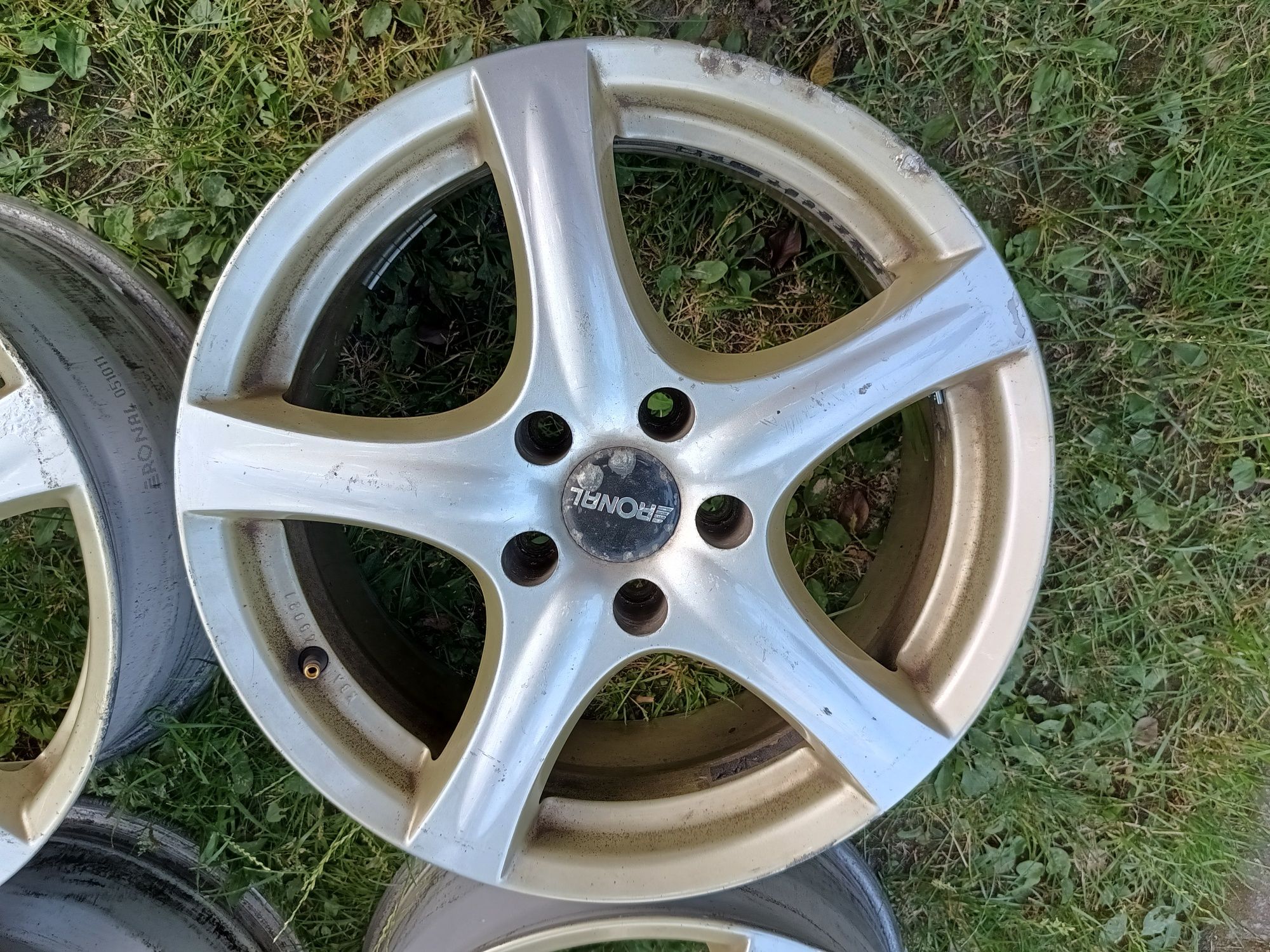 Felgi aluminiowe RONAL 7jx17 et45 5x112 VW Skoda Seat Mercedes Audi