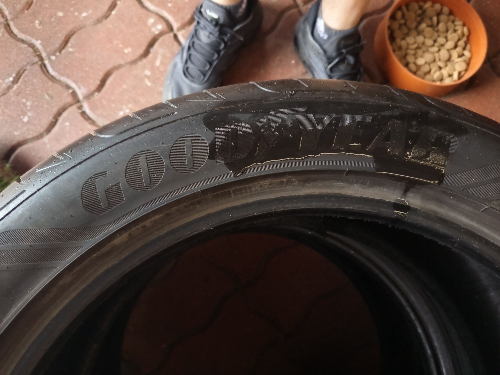 Goodyear eagle F1 asymmetric 3 245/45 R18