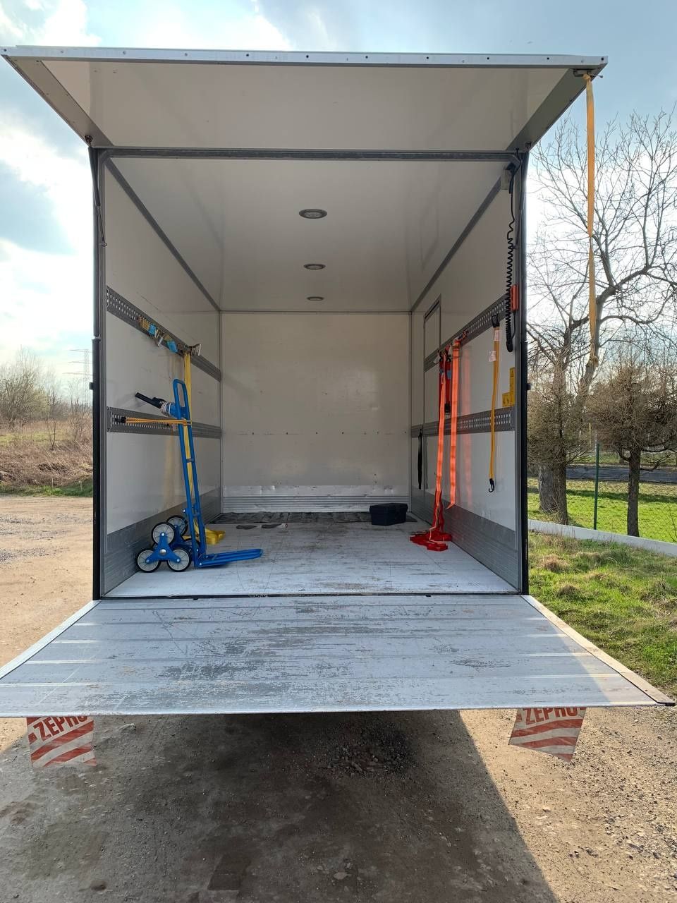 Przeprowadzki, Wrocław,Transport,Usługi przeprowadzkowe, bagażówka