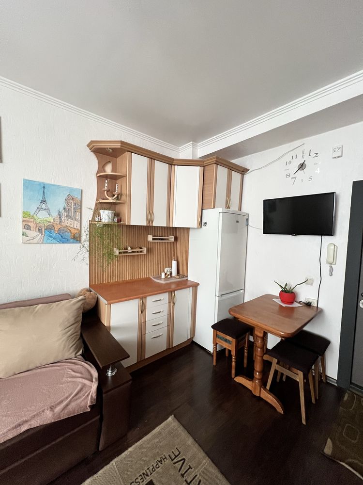 Продаж кімнати в гуртожитку (вул. Кирилівська, район Куренівка)