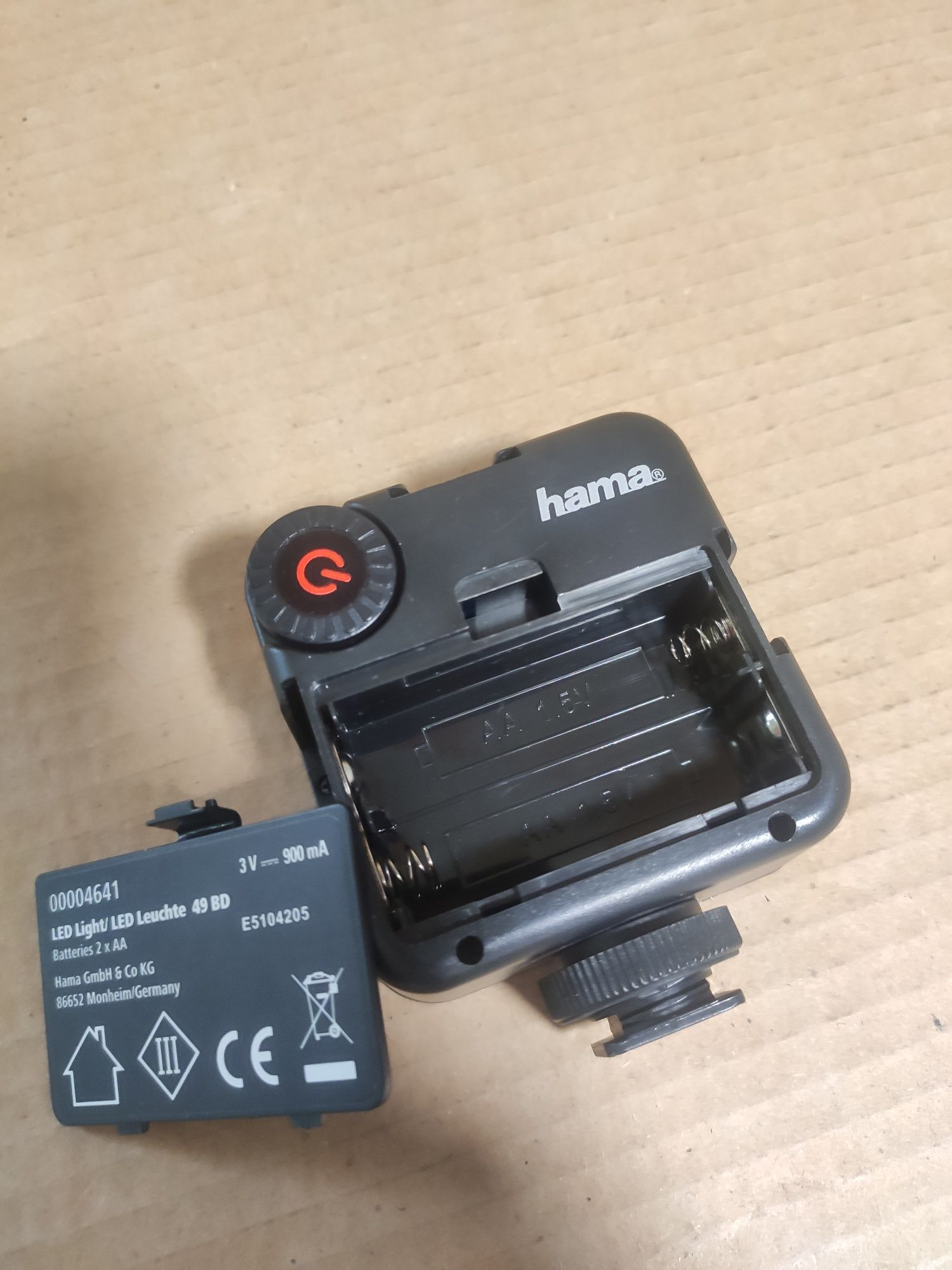 Hama lampka regulowana LED 6000K z uchwytem smartfona kamery sportowej