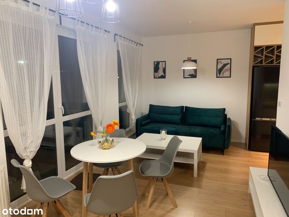 Wynajmę superkomfotowe 43 m2 + balkon (1pietro)