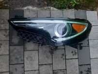 Lampa przednia lewa  Alfa Romeo Stelvio USA