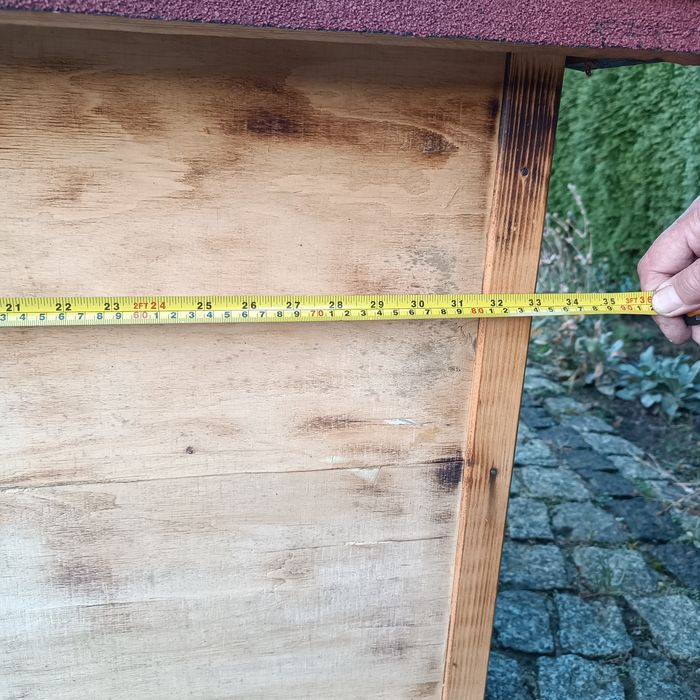 Buda dla psa średniej wielkości