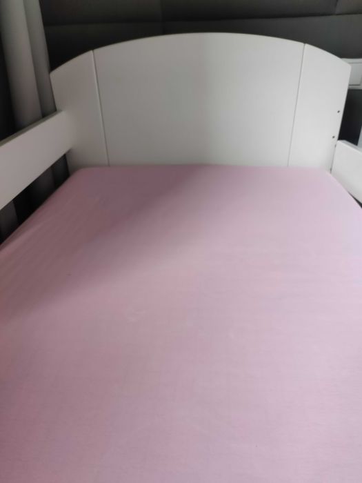 Łóżeczko tapczanik 160x70 z materacem