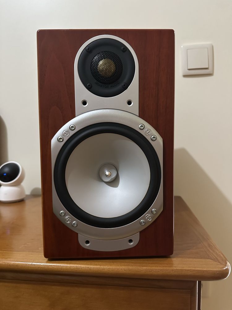Colunas Excelentes Monitor Audio Silver RS1