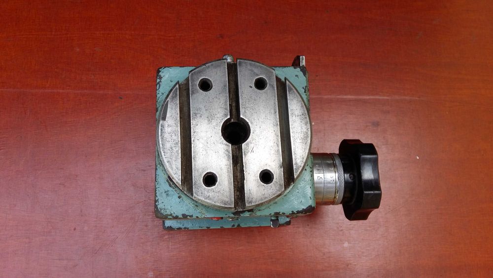 Поворотний стіл сінусний, фрезирний стіл 125мм.