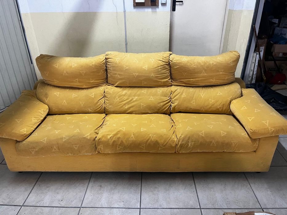 Sofa 3 lugares - Microfibra