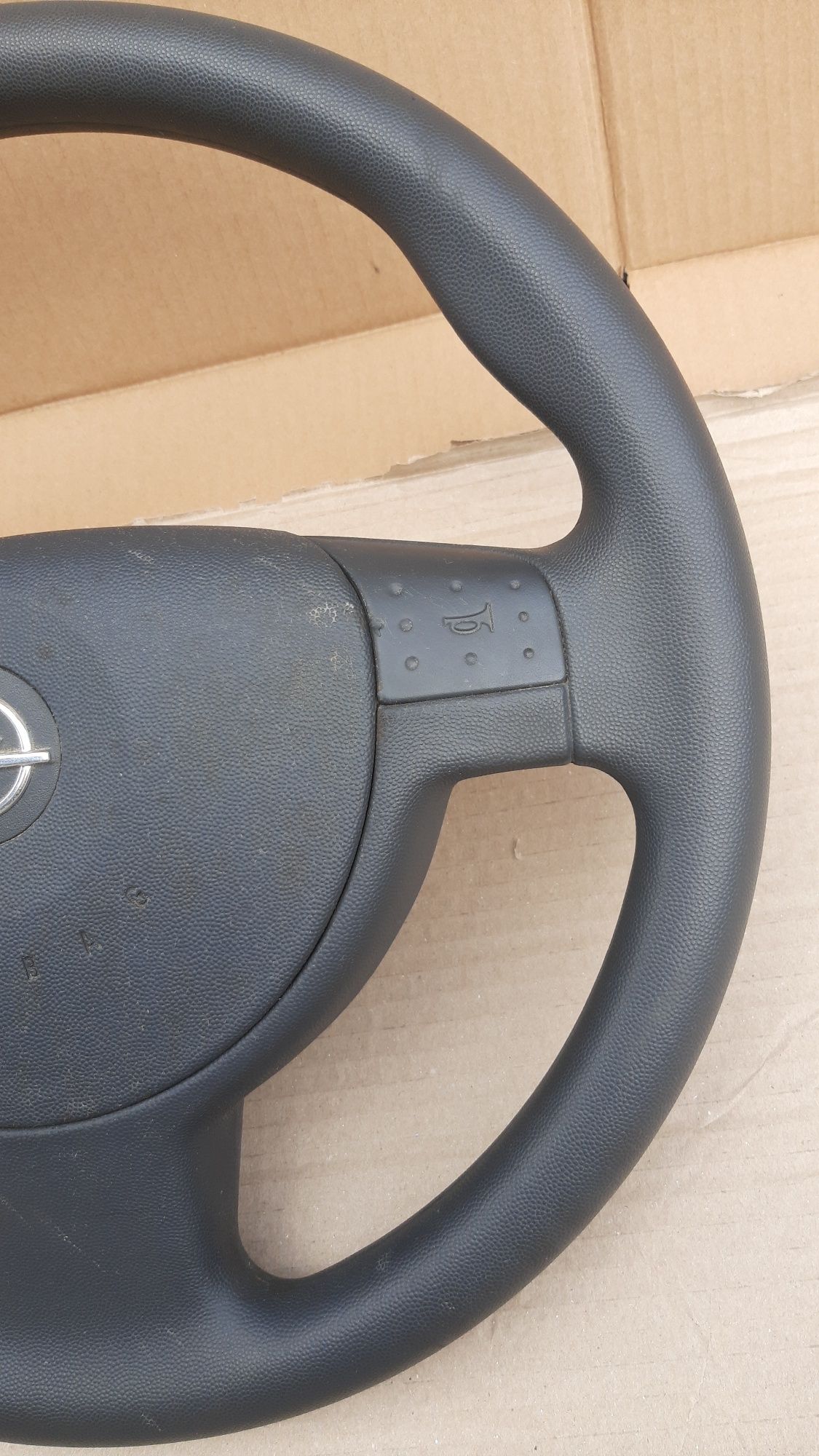 Kierownica kompletną Opel Corsa C Combo