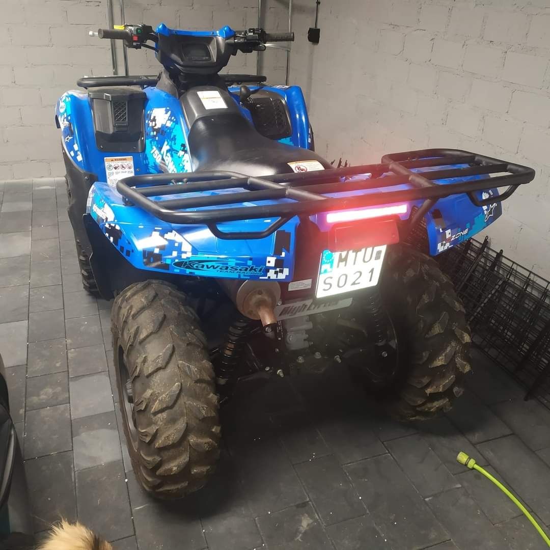 Naklejki kawasaki 750 brute force
