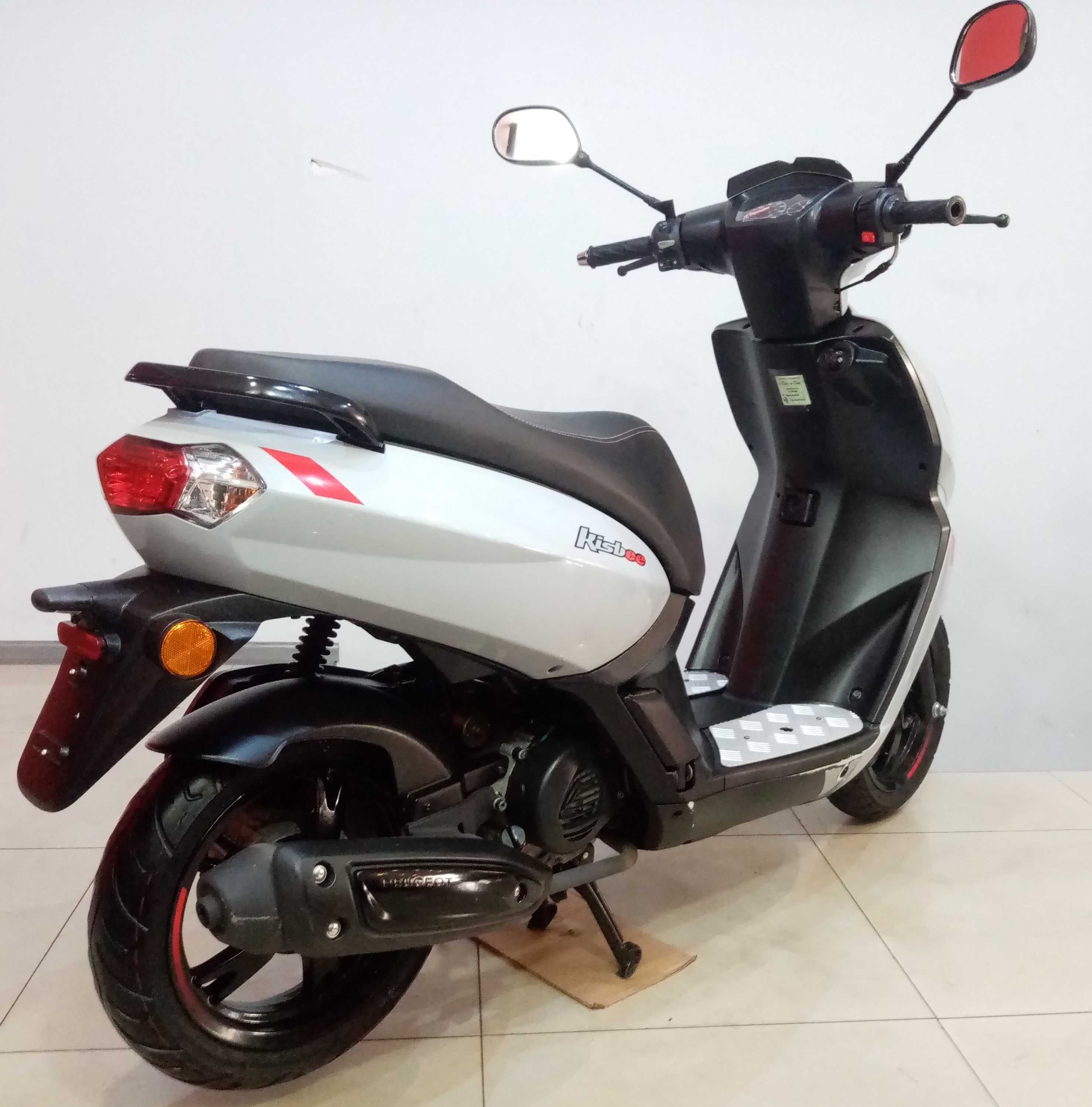 PEUGEOT KISBEE 50cm3 czterosuw na wtrysku 2020rok najnowszy LED