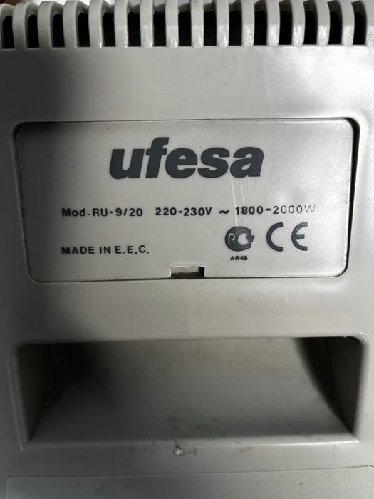 Aquecedor a óleo UFESA 2000w