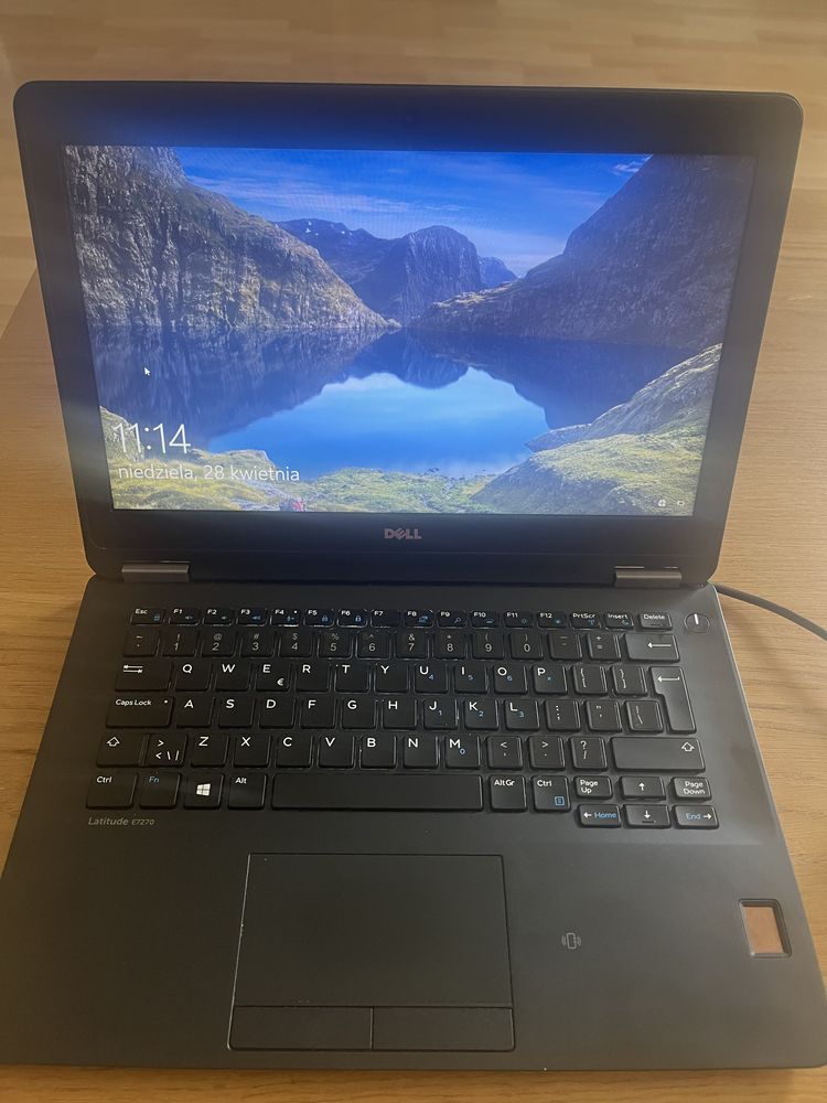 Dell Latitude E7270 i5 8GB RAM laptop