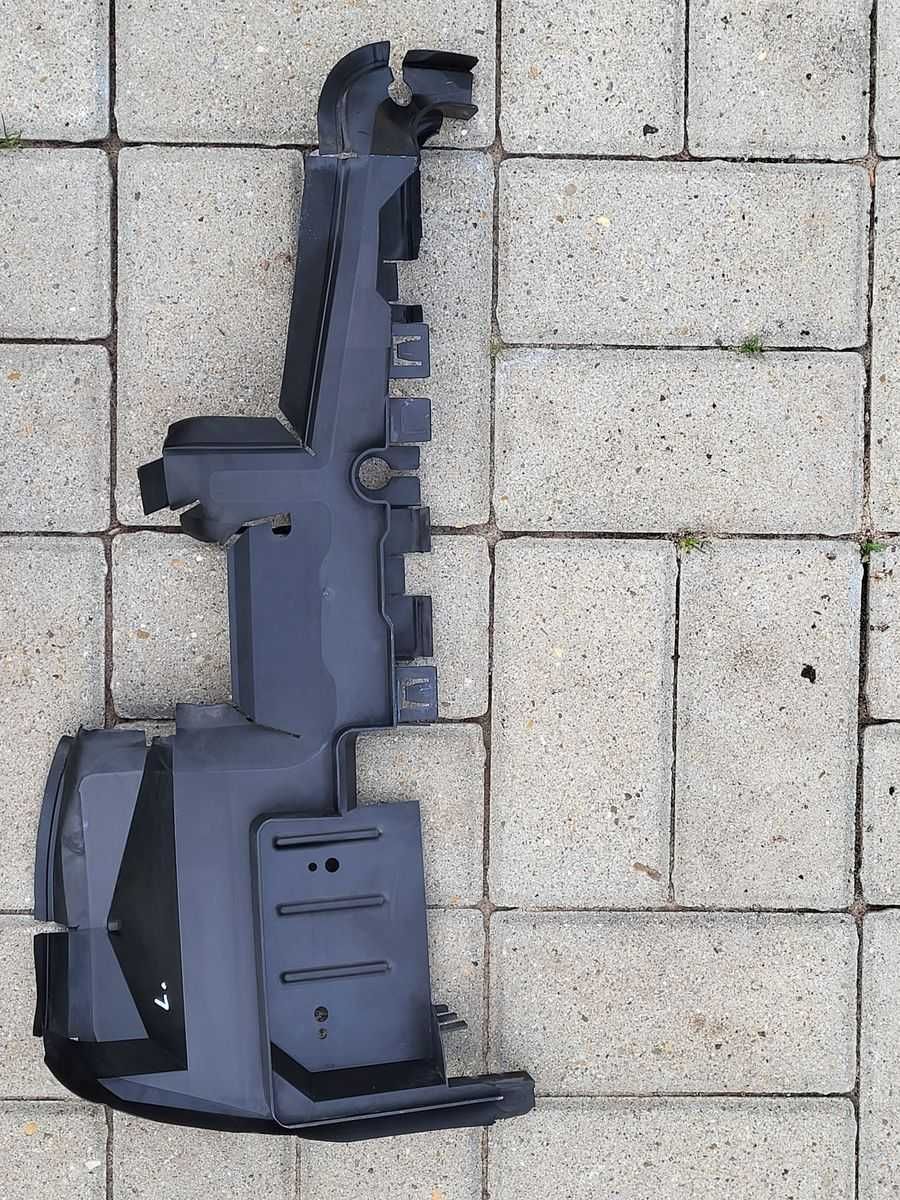 AUDI A4 B8, A5 8T kierownice powietrza , wlot powietrza chłodnicy .