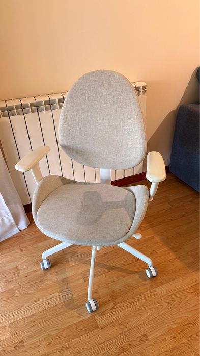 Cadeira giratoria com braços Gunnared IKEA