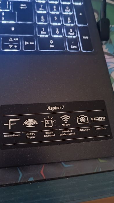 Portátil Acer aspire 7 a715-42g