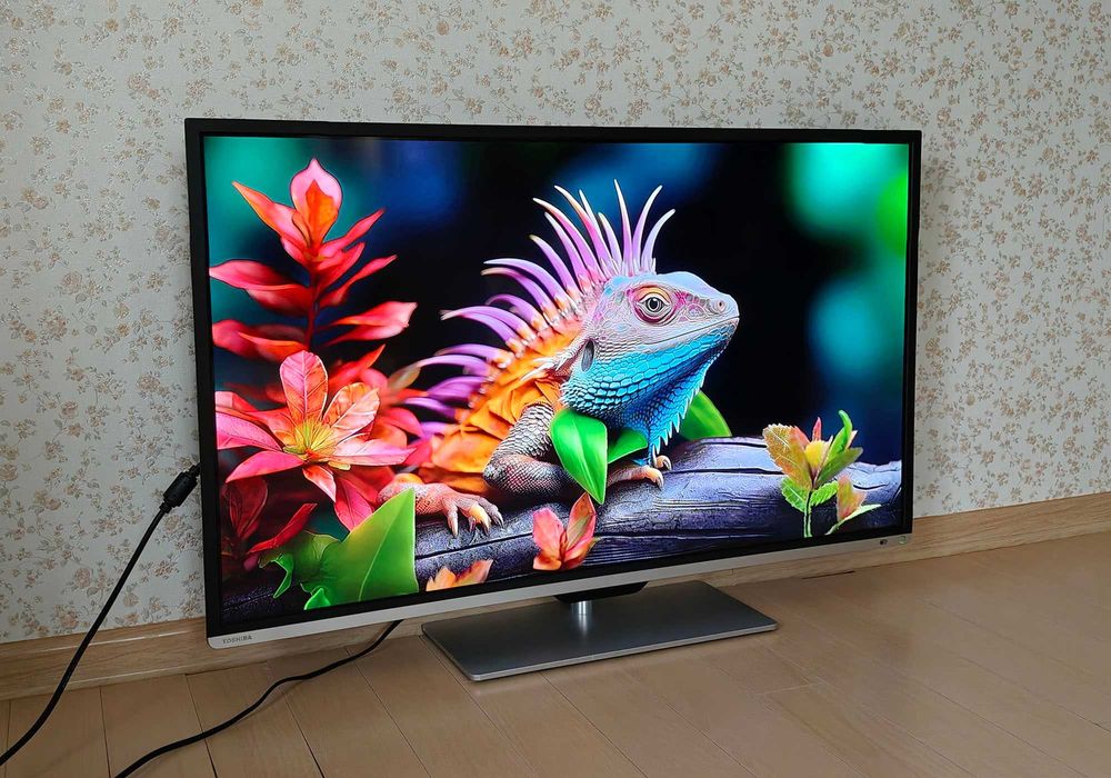 Телевізор Toshiba 40L7363 (40" LED / Full HD 3D / DVB-T2 / USB / HDMI)