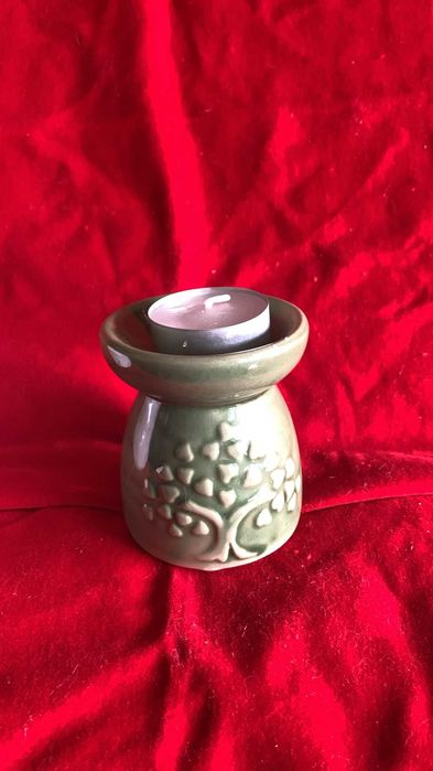 Incendiário difusor para uso com óleos essenciais