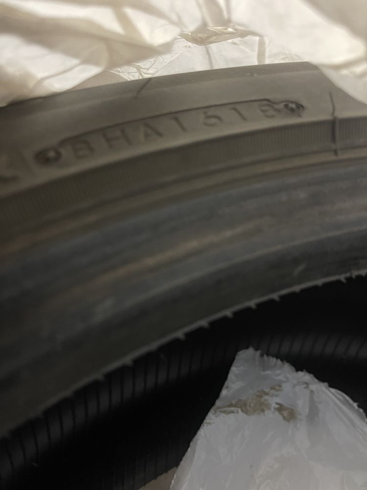 Bridgestone Blizzak Ice 215/45 R17 87S