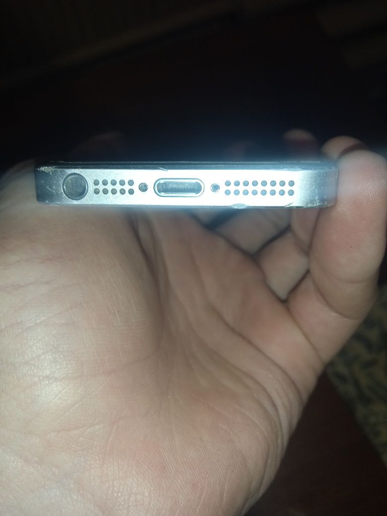 iPhone SE Neverlock