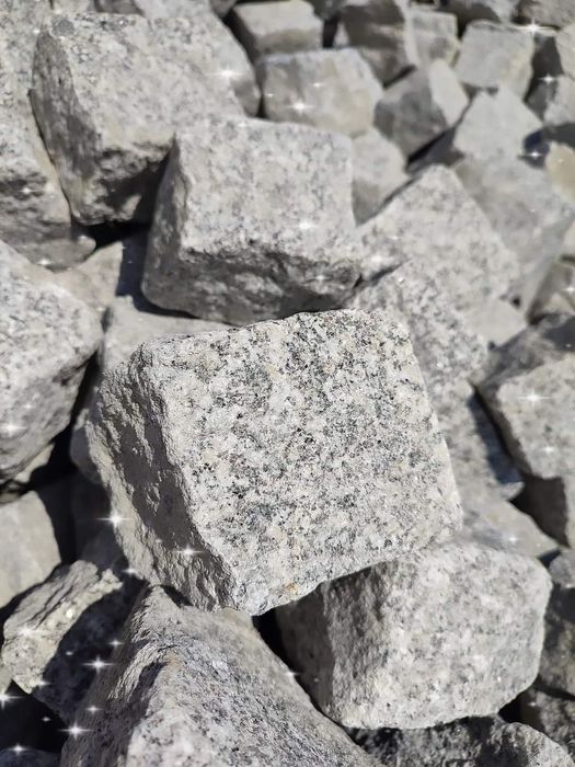 Kora kamienna, granit , kamienie ogrodowe
