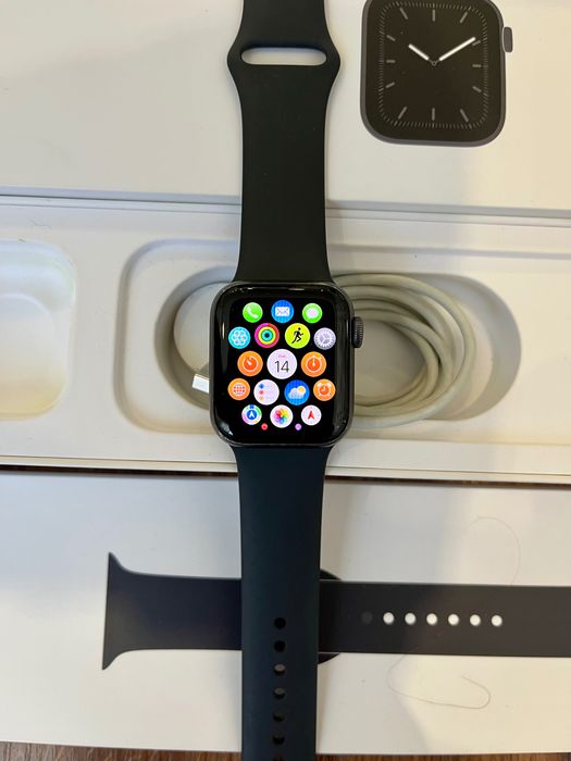 Apple Watch Series 5 40 mm 100% акумулятор з коробкою Епл вотч 5 40 мм