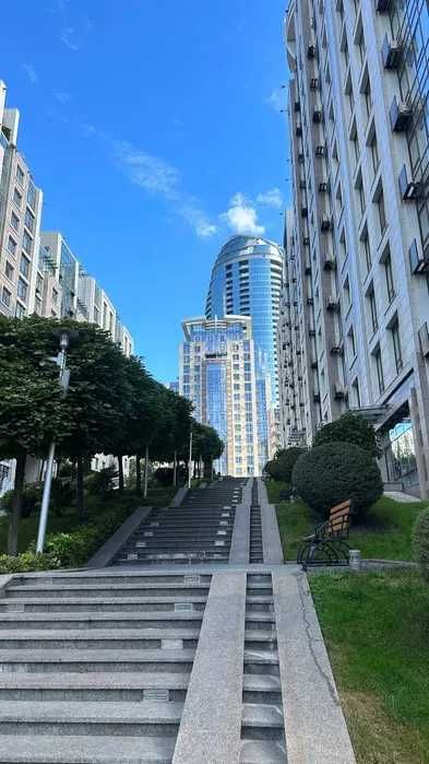 Паркинг ЖК Бульвар Фонтанов Инвестиция более 100 мест в наличии