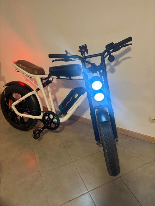 Bicicleta ENGWE M20