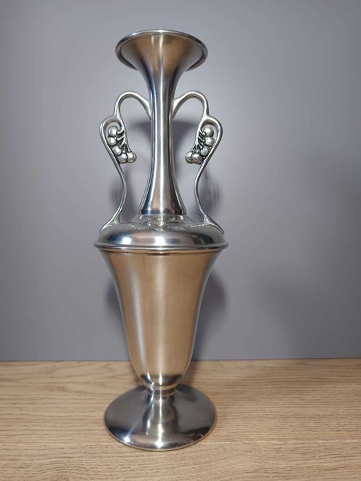 Garrafa em Estanho Puro 97% — APLIQUE Europa