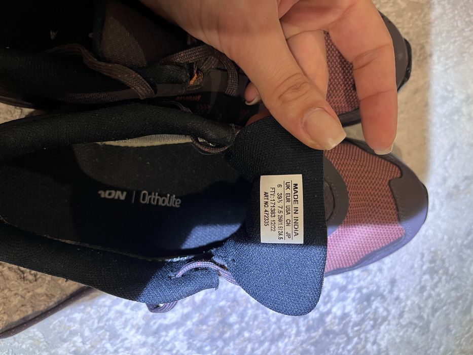 Кросівки жіночі Salomon gore-tex