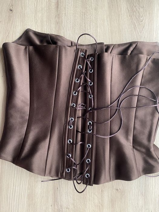 Продам корсет украінського бренда б/у в гарному стані розмір м