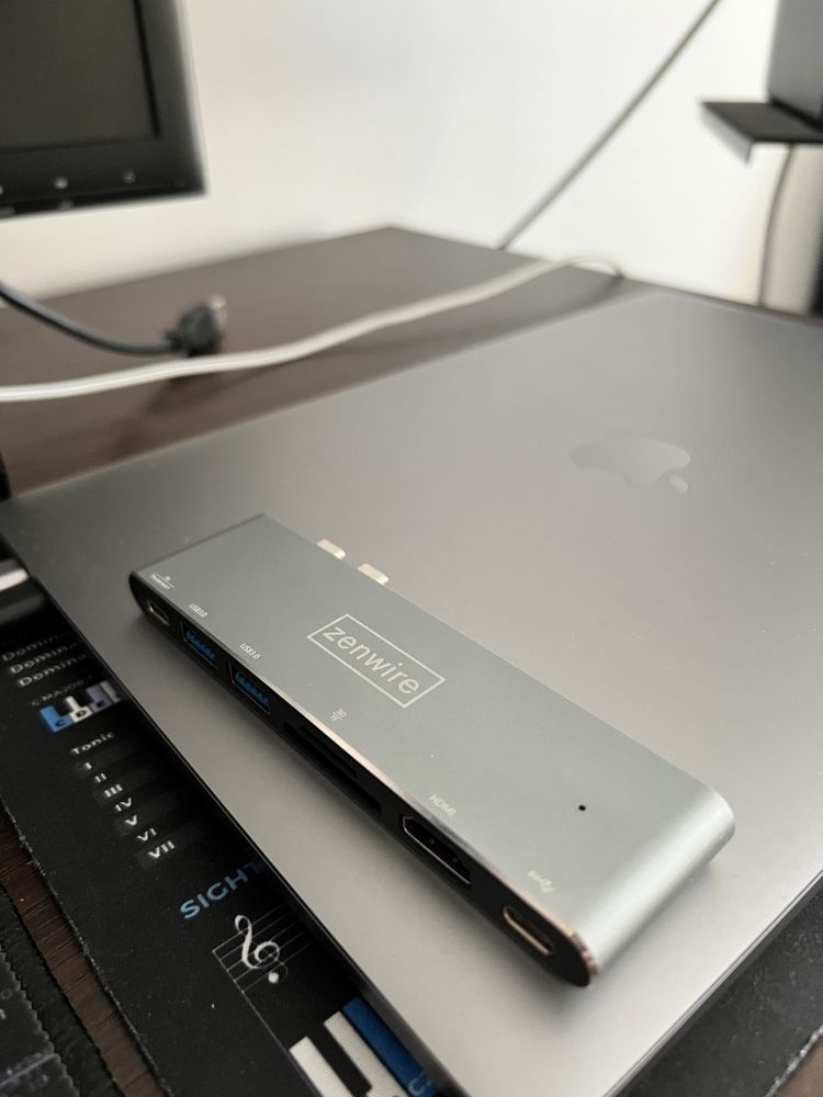 Zenwire Hub Macbook M1 4xUSB 1xHDMI 2xCards