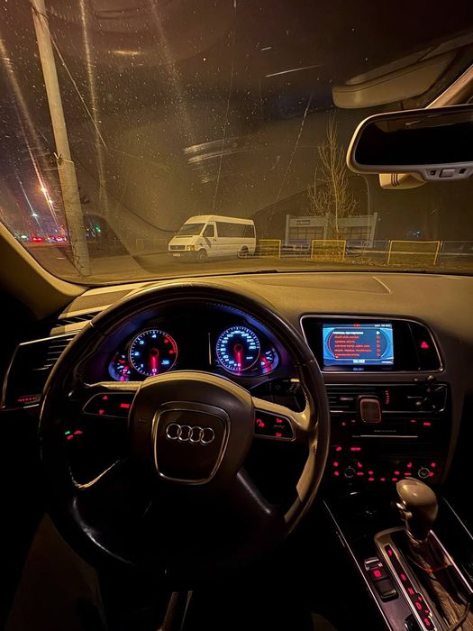 Audi Q5 quattro. Європа