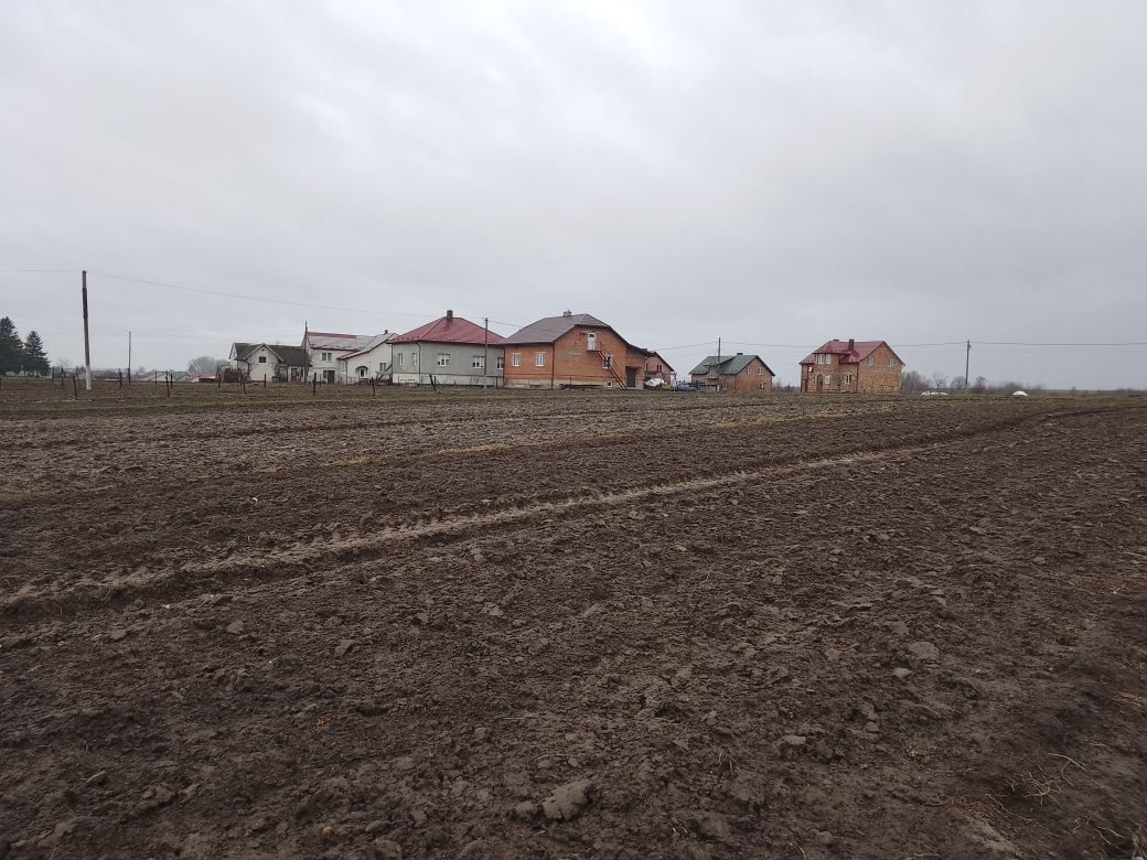 Продам ділянку під забудову 20 сот