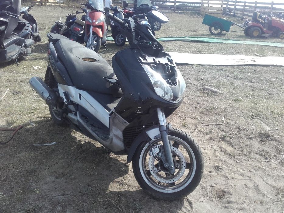 Yamaha xmax125 xmax 125 x-max 125 silnik lagi felga koło lampa części