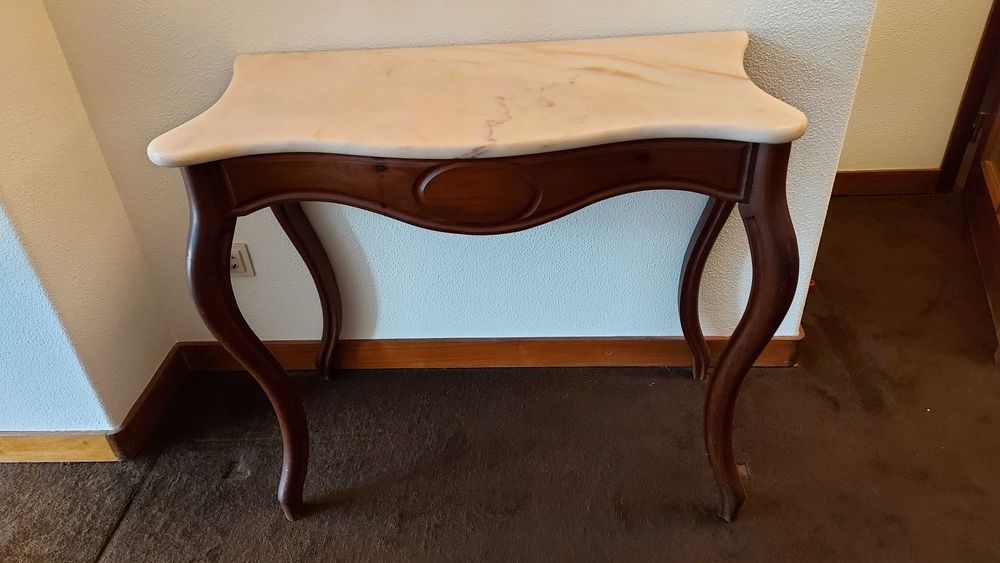 Móvel consola tampo mármore