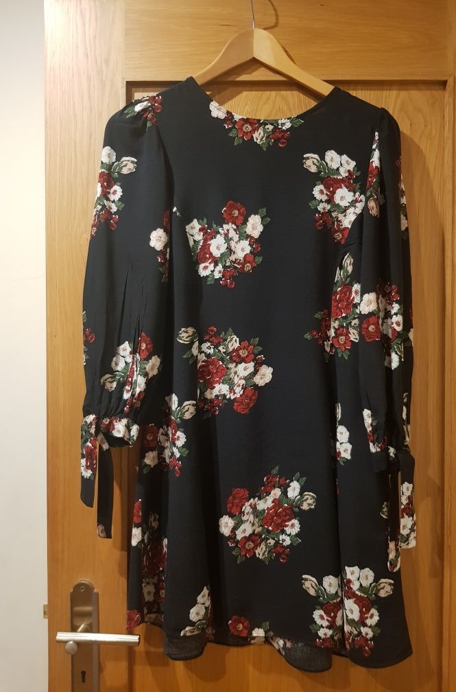 Vestido estampado floral da Zara