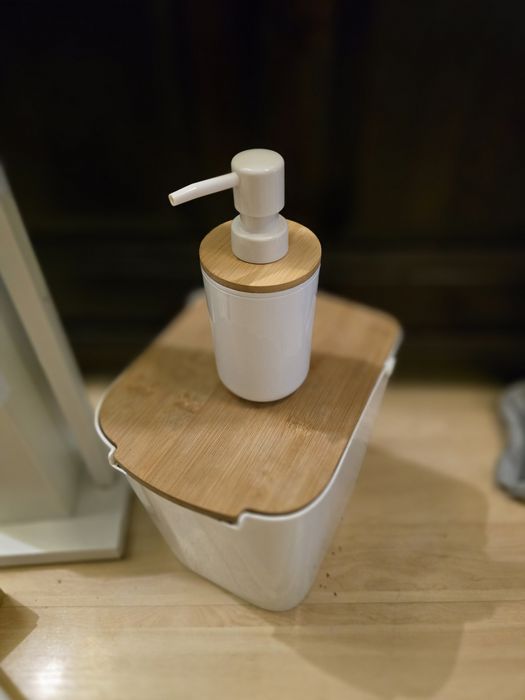 Zestaw toaletowy bambusowy.